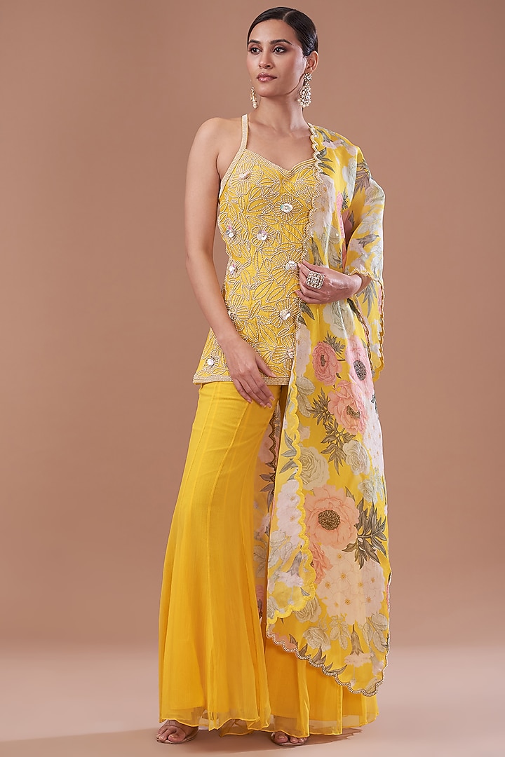 Yellow Raw Silk Embroidered Strappy Kurta Set by Yashodhara at Pernia's Pop Up Shop