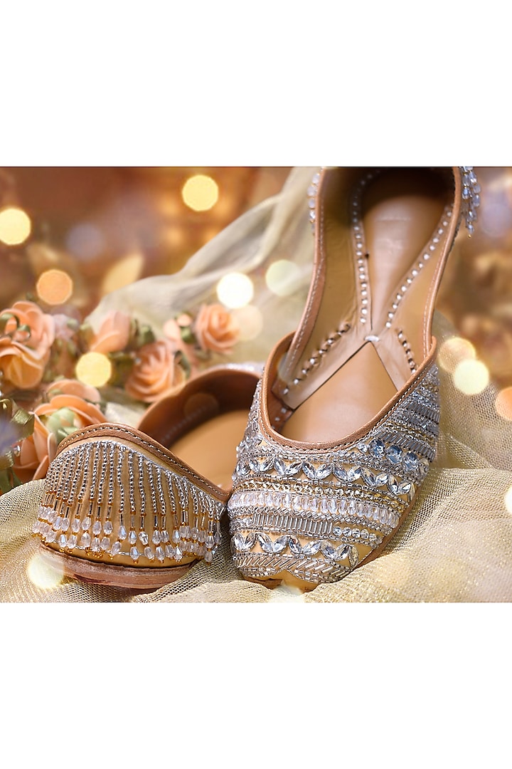 Gold Silk Embroidered Juttis by YASSIO