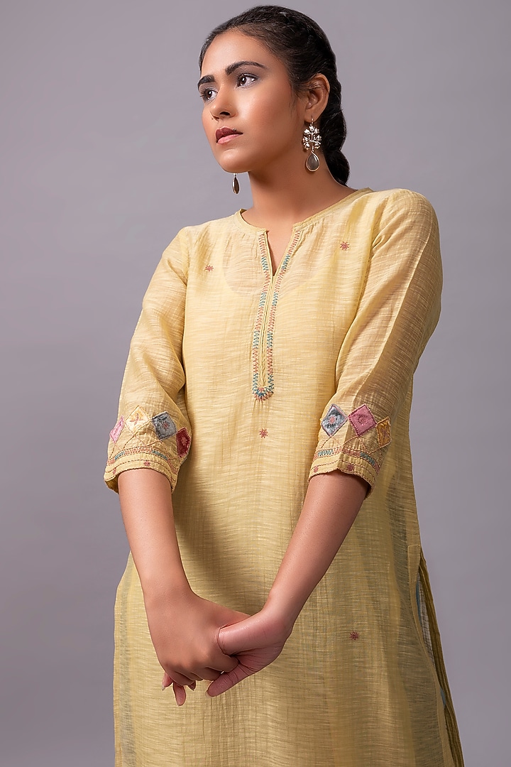 Lemon Green Khadi Chanderi Embroidered Kurta Set by YATI at Pernia's Pop Up Shop