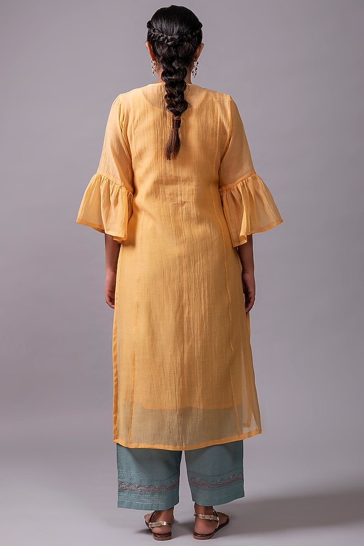 Dandelion Yellow Embroidered Kurta Set by YATI at Pernia's Pop Up Shop