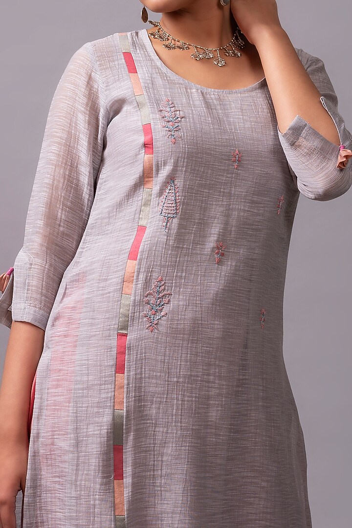 Grey Embroidered A-Line Kurta Set by YATI at Pernia's Pop Up Shop
