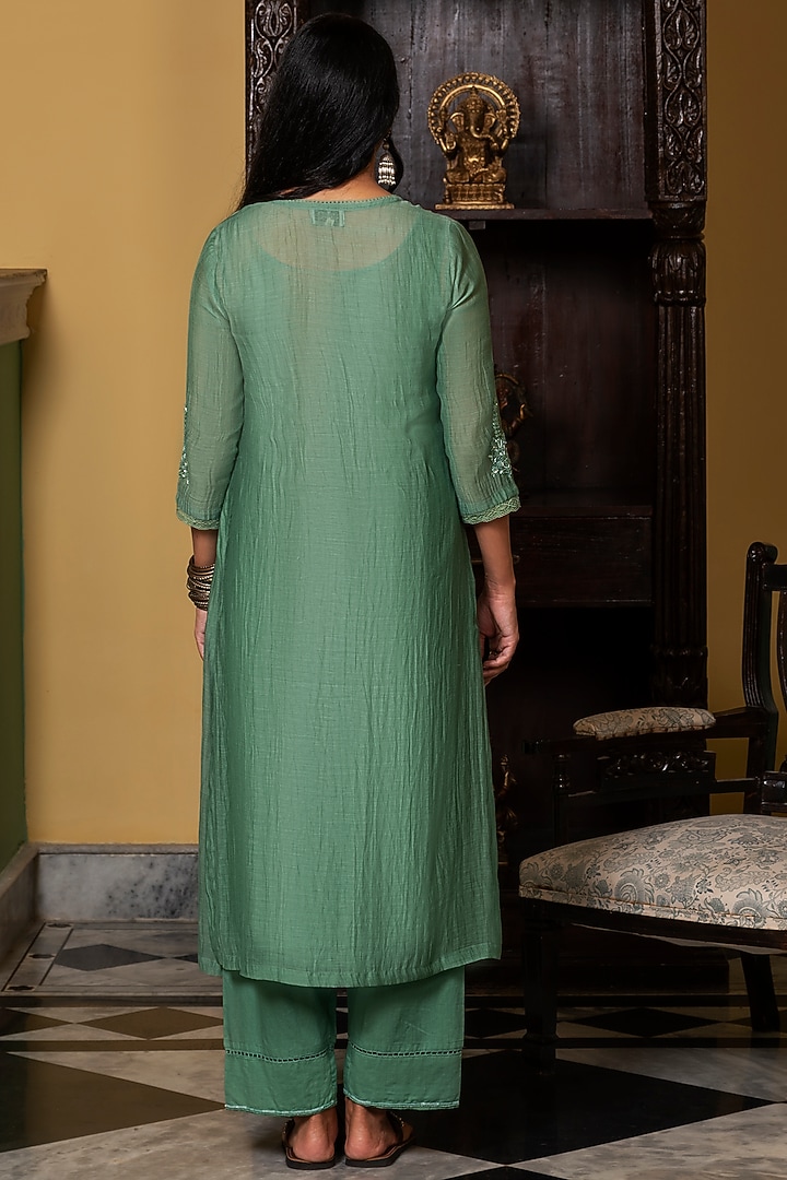 Emerald Green Silk Embroidered Kurta Set by YATI at Pernia's Pop Up Shop
