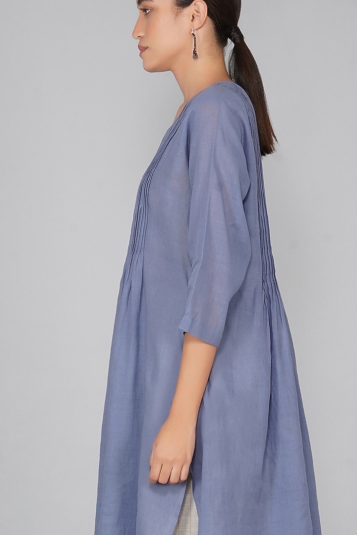 Violet Cotton Jamdani Gathered Tunic by YAVI at Pernia's Pop Up Shop