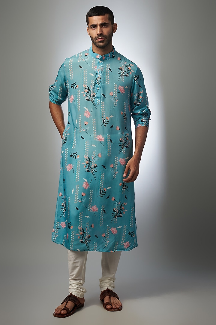 Ice Blue Digital Printed Kurta by Yashodhara Men at Pernia's Pop Up Shop