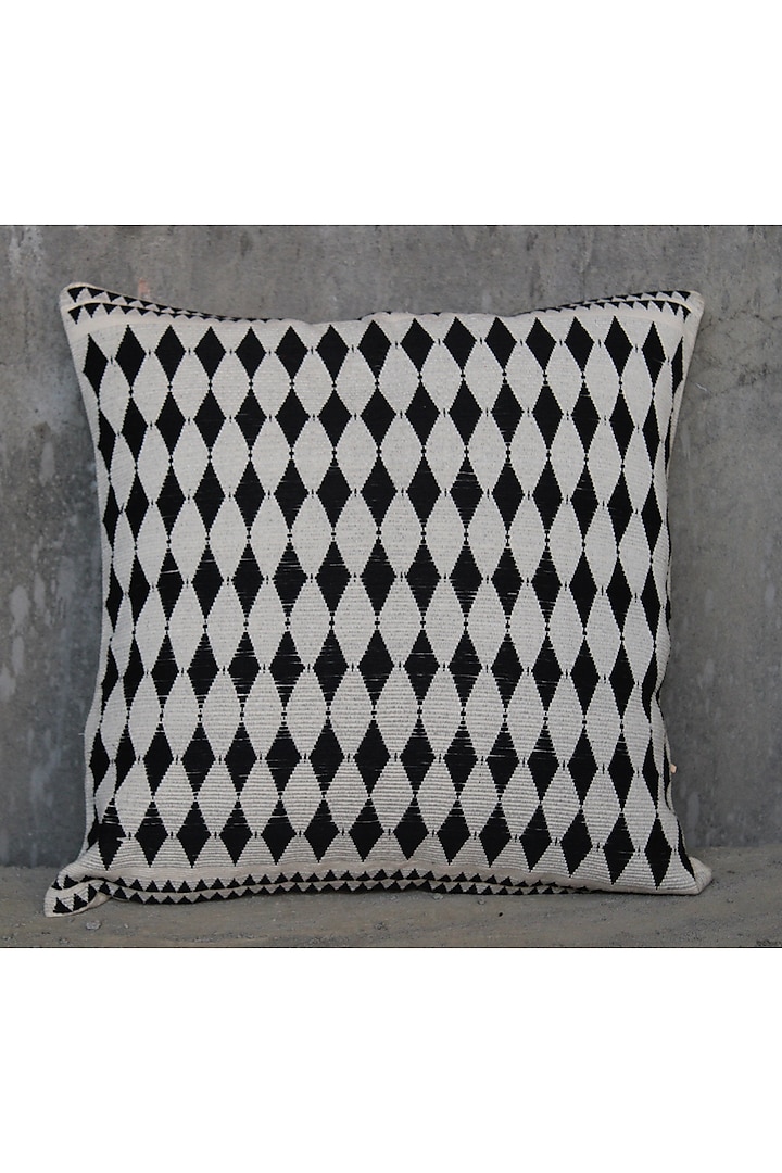 Black & White Cotton Handwoven Cushion Covers (Set of 2) by Yetoli yeps