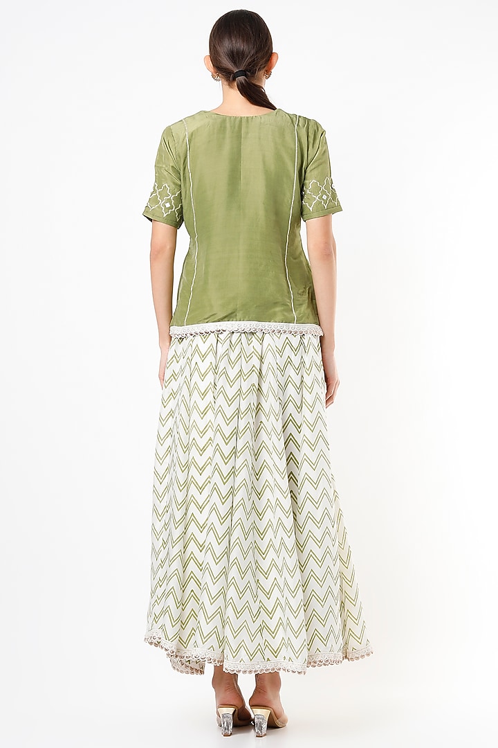 White Hand Block Printed Skirt Set by Yuvrani Jaipur at Pernia's Pop Up Shop