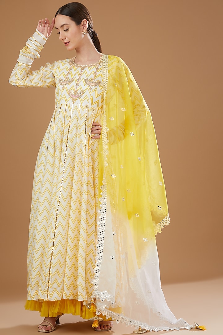 Yellow Silk & Shantoon Embroidered Anarkali Set by Yuvrani Jaipur