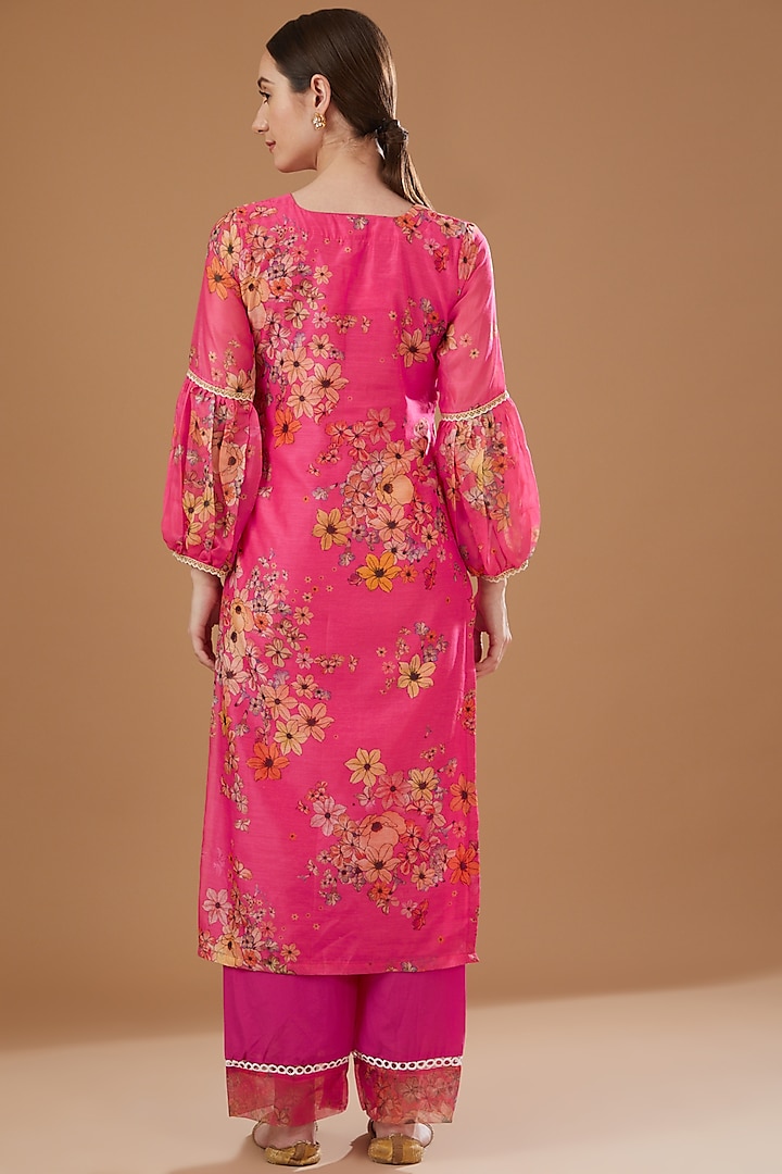 Hot Pink Chanderi Kurta Set by Yuvrani Jaipur at Pernia's Pop Up Shop