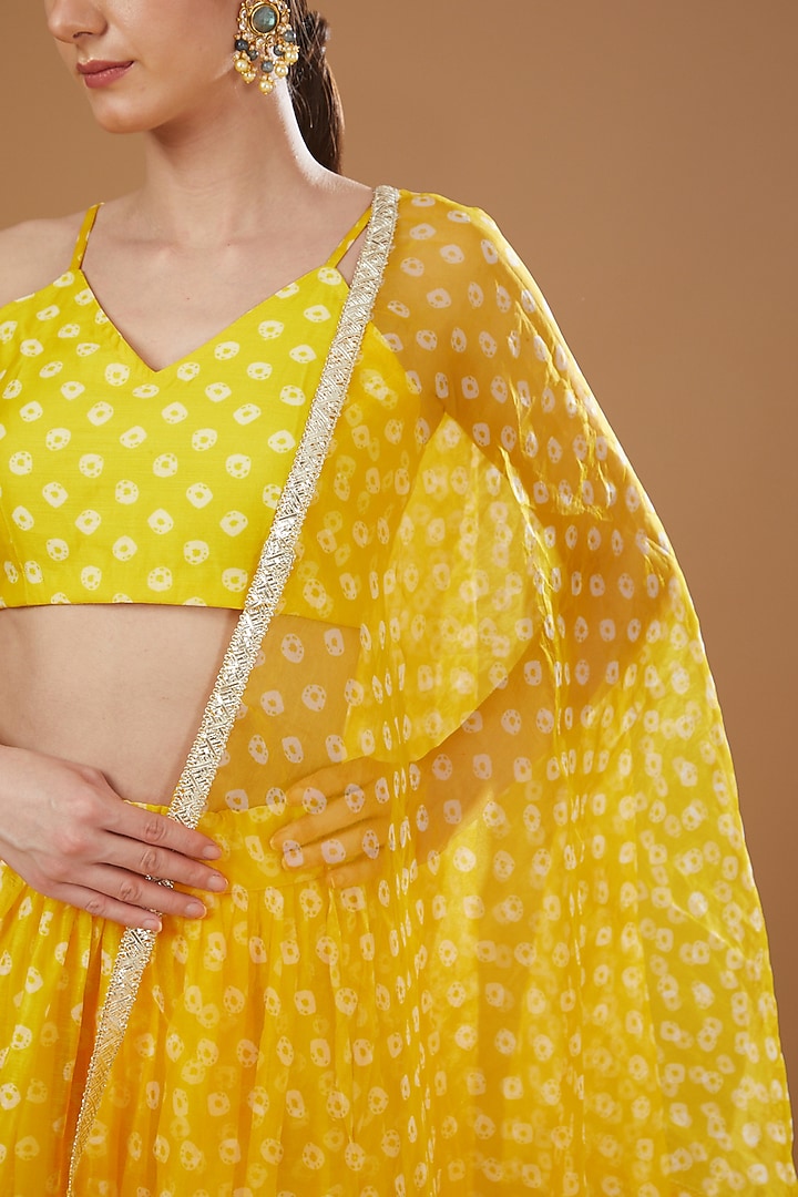 Yellow Chanderi Printed Lehenga Set by Yuvrani Jaipur at Pernia's Pop Up Shop