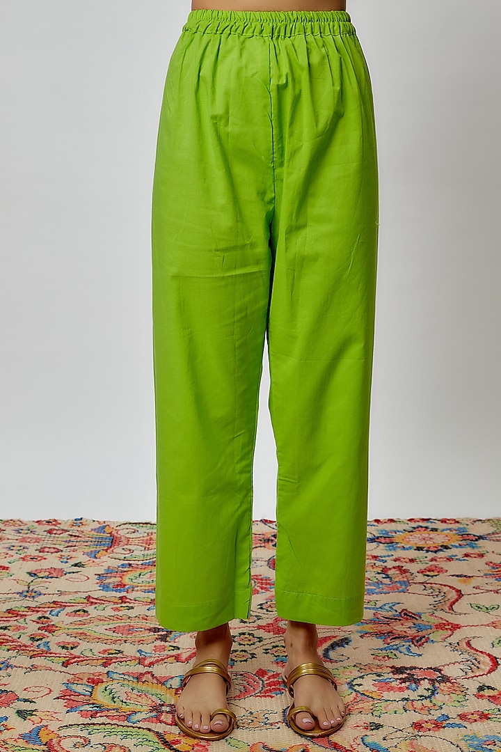 Parrot Green Chanderi Printed Kurta Set by Yuvrani Jaipur at Pernia's Pop Up Shop