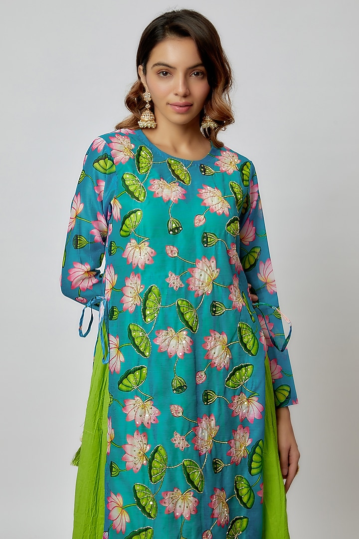 Parrot Green Chanderi Printed Kurta Set by Yuvrani Jaipur at Pernia's Pop Up Shop