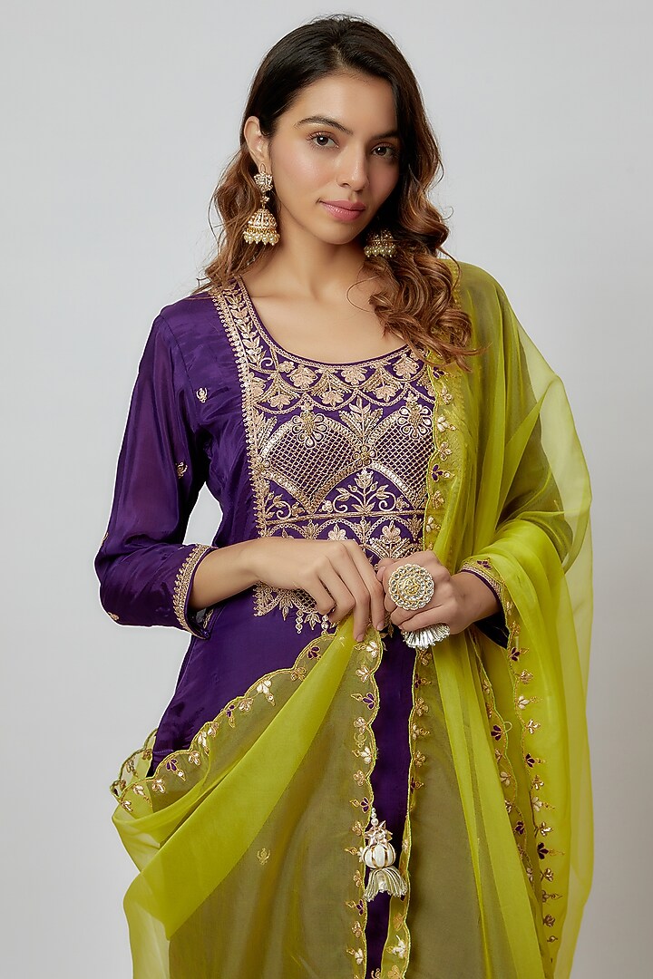 Purple Pure Spun Silk Embroidered Kurta Set by Yuvrani Jaipur at Pernia's Pop Up Shop