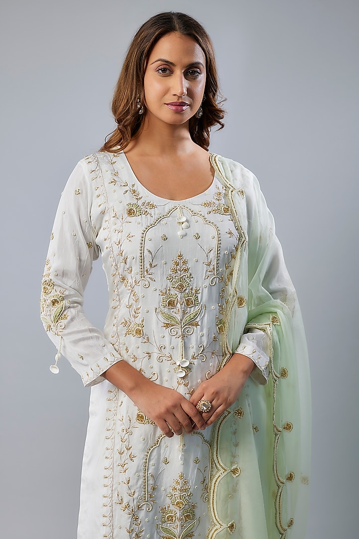 Ivory Spun Silk Hand Embroidered Kurta Set by Yuvrani Jaipur at Pernia's Pop Up Shop