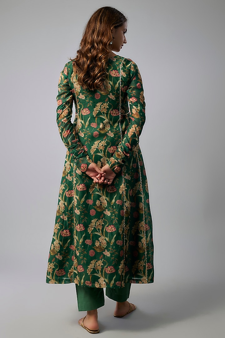 Bottle Green Chanderi Hand Embroidered Kurta Set by Yuvrani Jaipur at Pernia's Pop Up Shop