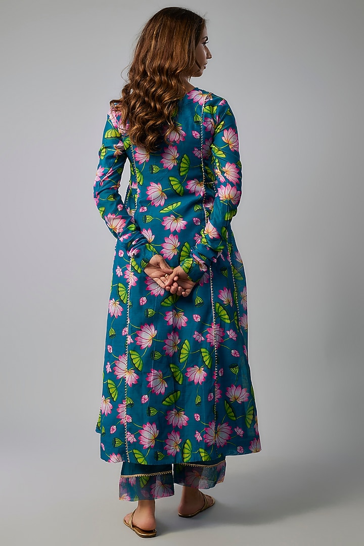 Teal Blue Chanderi Hand Embroidered Kurta Set by Yuvrani Jaipur at Pernia's Pop Up Shop