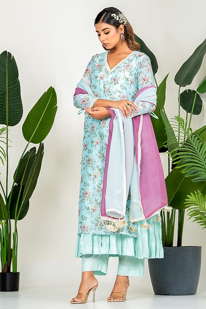 Blue Chanderi Digital Floral Printed Kurta Set by Yuvrani Jaipur at Pernia's Pop Up Shop