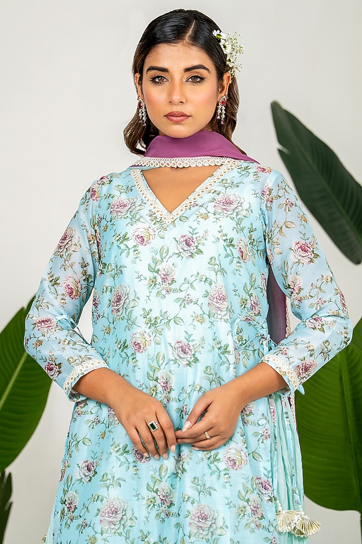 Blue Chanderi Digital Floral Printed Kurta Set by Yuvrani Jaipur at Pernia's Pop Up Shop