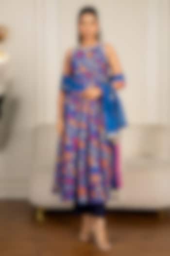 Blue Chanderi Floral Printed & Lace Embroidered Anarkali Set by Yuvrani Jaipur at Pernia's Pop Up Shop