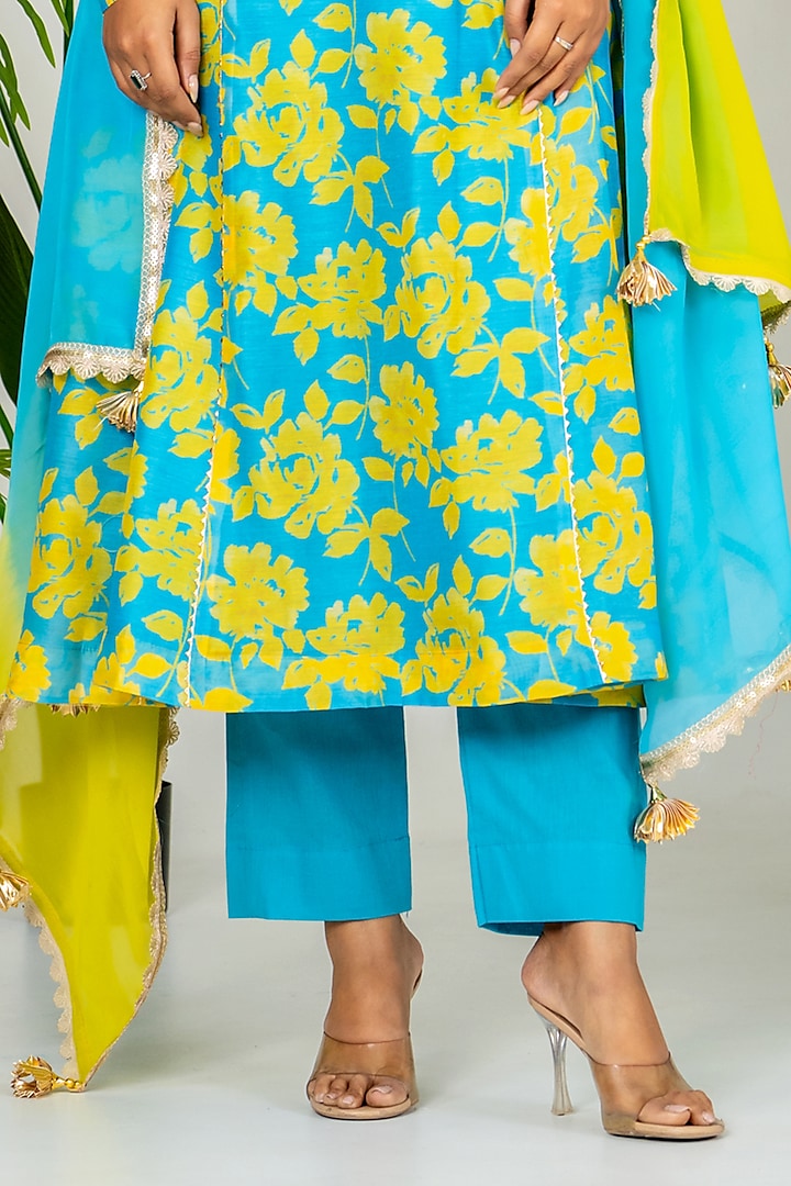 Teal Blue Chandero Floral Printed & Hand Embroidered Kurta Set by Yuvrani Jaipur at Pernia's Pop Up Shop
