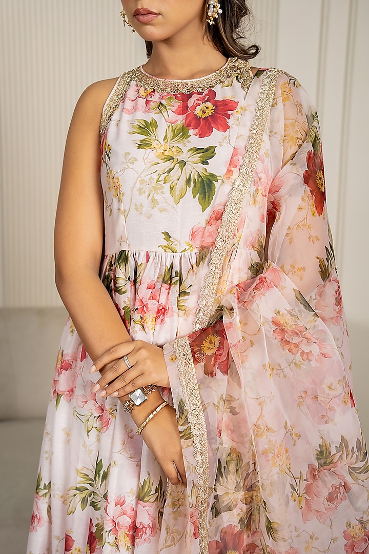 Peach Chanderi Floral Printed & Lace Embroidered Anarkali Set by Yuvrani Jaipur at Pernia's Pop Up Shop
