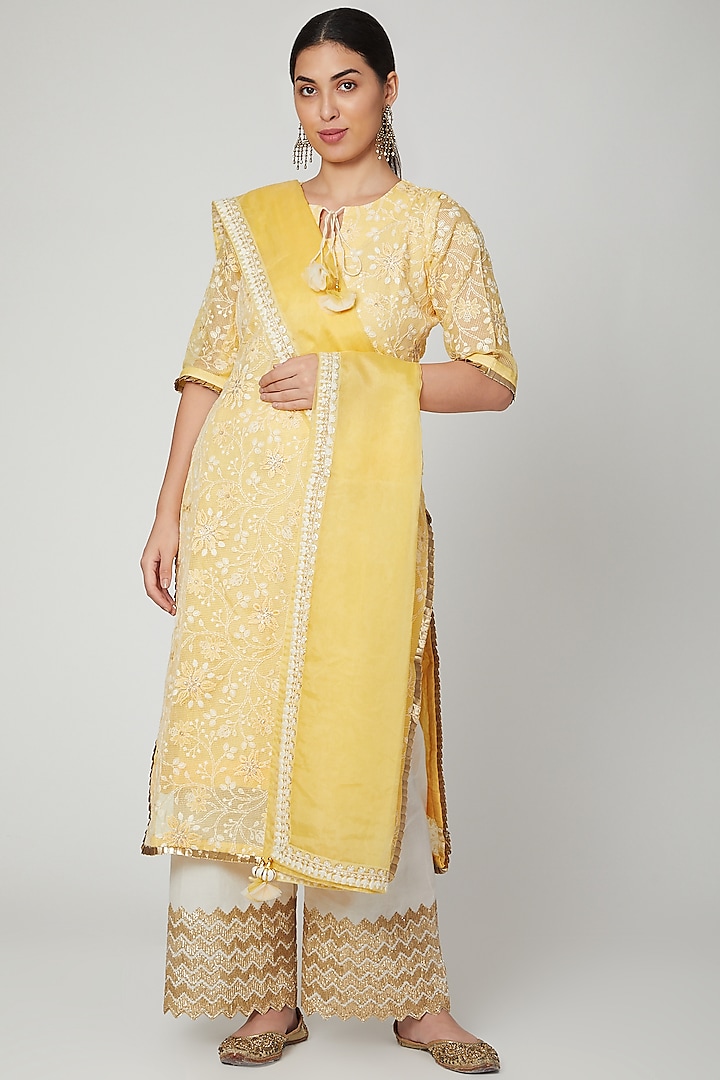 Yellow Thread Embroidered Kurta Set by Yuvrani Jaipur