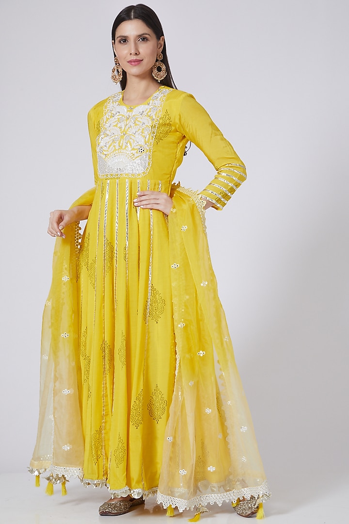 Yellow Hand Embroidered Anarkali Set by Yuvrani Jaipur