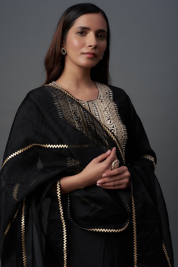Blacck Silk & Shantoon Skirt Set by Yuvrani Jaipur at Pernia's Pop Up Shop