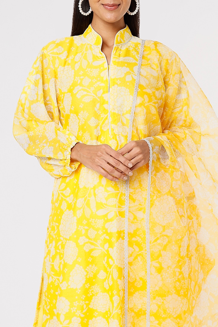 Bright Yellow Chanderi Kurta Set by Yuvrani Jaipur at Pernia's Pop Up Shop