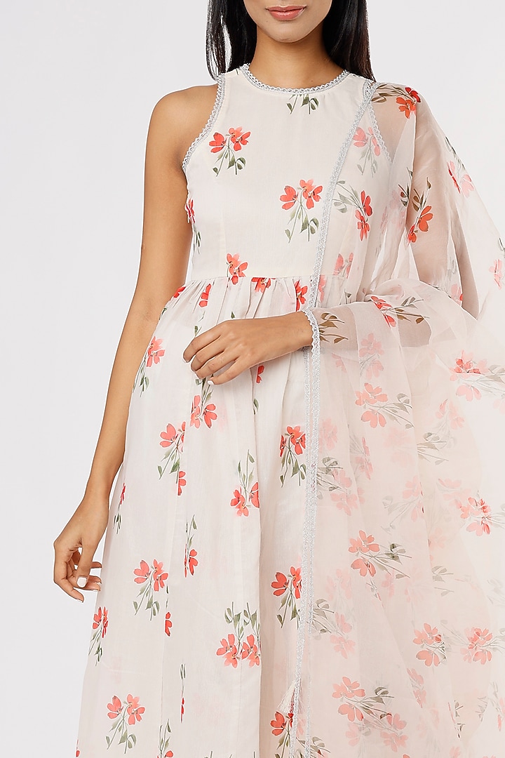 Nude Chanderi Anarkali Set by Yuvrani Jaipur at Pernia's Pop Up Shop