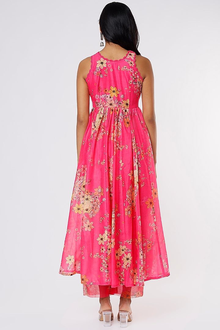 Hot Pink Chanderi Anarkali Set by Yuvrani Jaipur at Pernia's Pop Up Shop