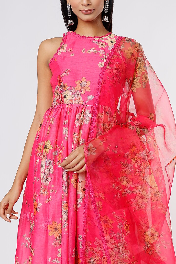 Hot Pink Chanderi Anarkali Set by Yuvrani Jaipur at Pernia's Pop Up Shop