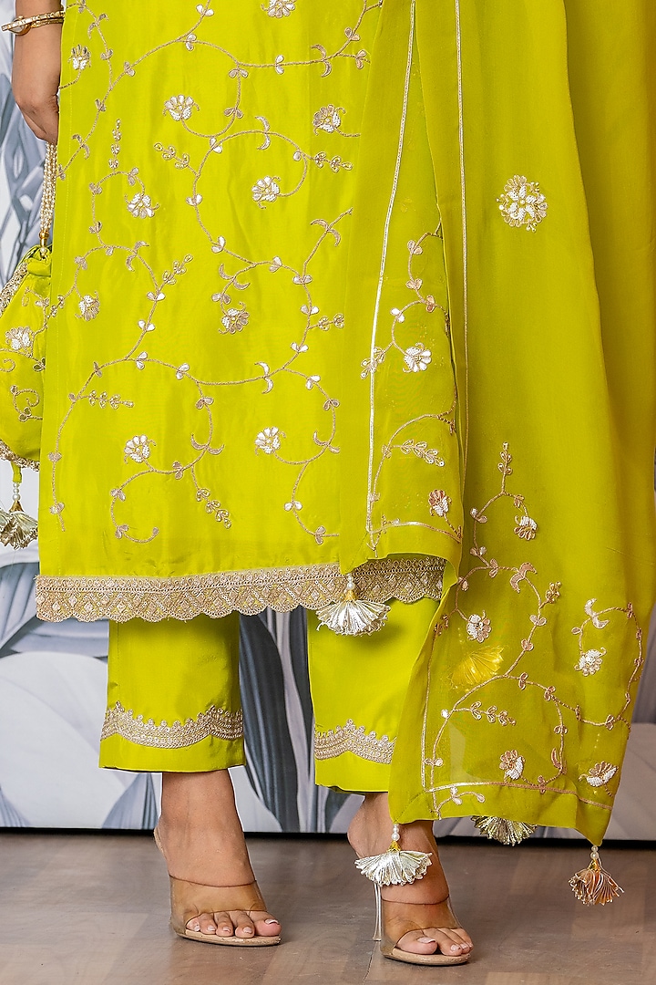 Neon Green Pure Spun Silk Marodi Hand Embroidered Kurta Set by Yuvrani Jaipur at Pernia's Pop Up Shop