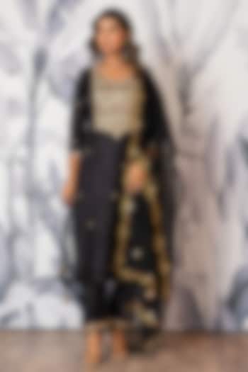 Black Pure Spun Silk Marodi Embroidered Kurta Set by Yuvrani Jaipur at Pernia's Pop Up Shop