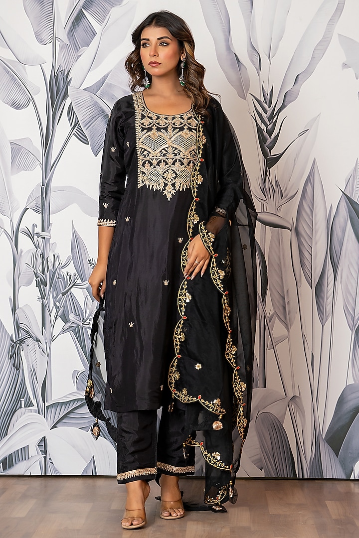 Black Pure Spun Silk Marodi Embroidered Kurta Set by Yuvrani Jaipur at Pernia's Pop Up Shop