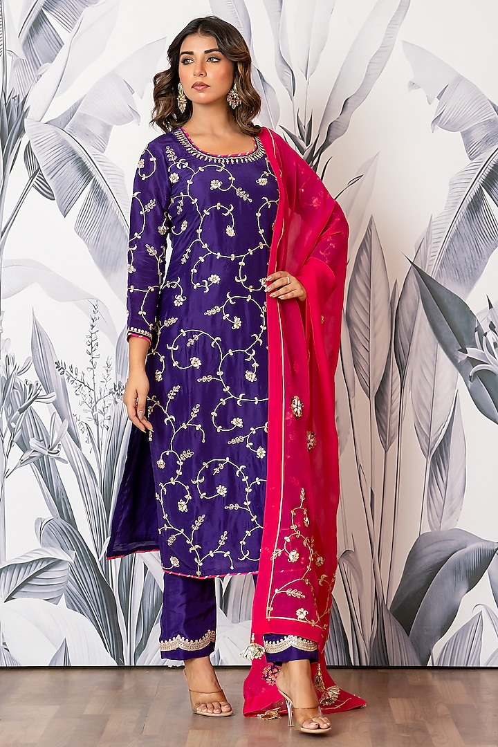 Purple Pure Spun Silk Marodi Embroidered Kurta Set by Yuvrani Jaipur at Pernia's Pop Up Shop