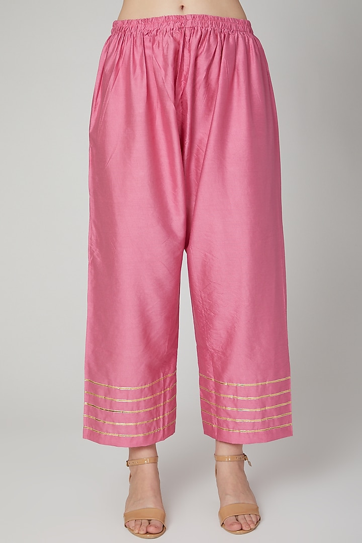Pink Block Printed Kurta Set by Yuvrani Jaipur at Pernia's Pop Up Shop