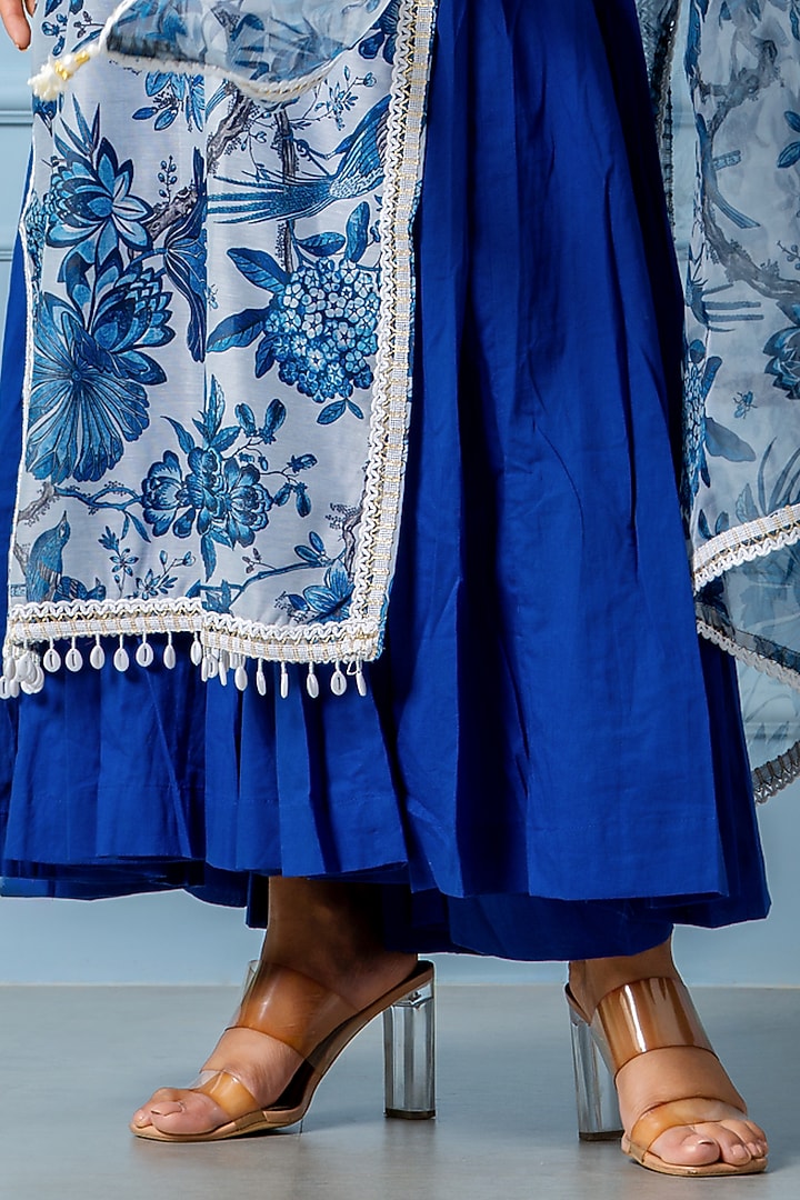 Blue Chanderi Digital Floral Printed Kurta Set by Yuvrani Jaipur at Pernia's Pop Up Shop
