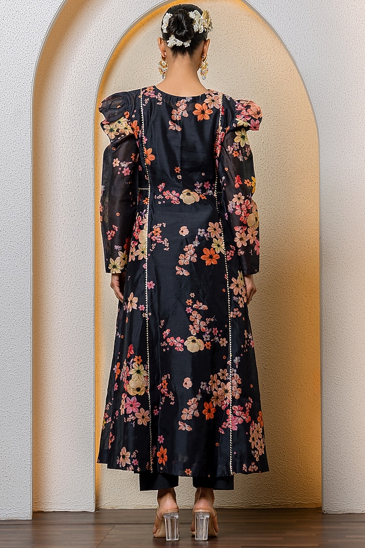 Black Chanderi Digital Floral Printed & Hand Embroidered Kurta Set by Yuvrani Jaipur at Pernia's Pop Up Shop