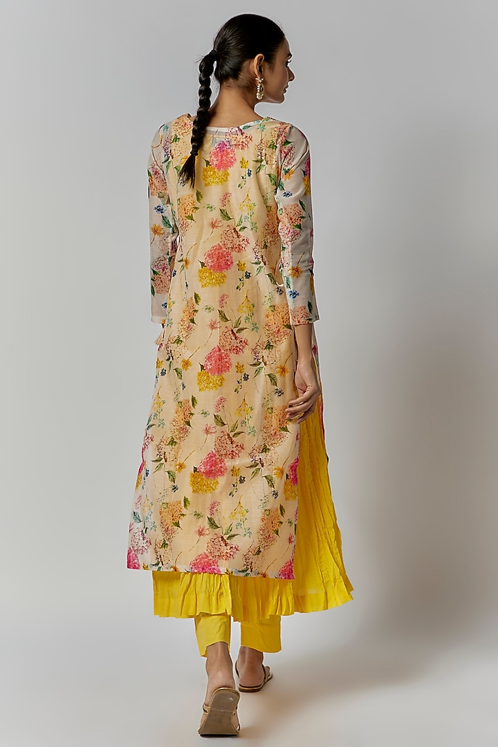 Multi-Colored Chanderi Floral Printed Kurta Set by Yuvrani Jaipur at Pernia's Pop Up Shop