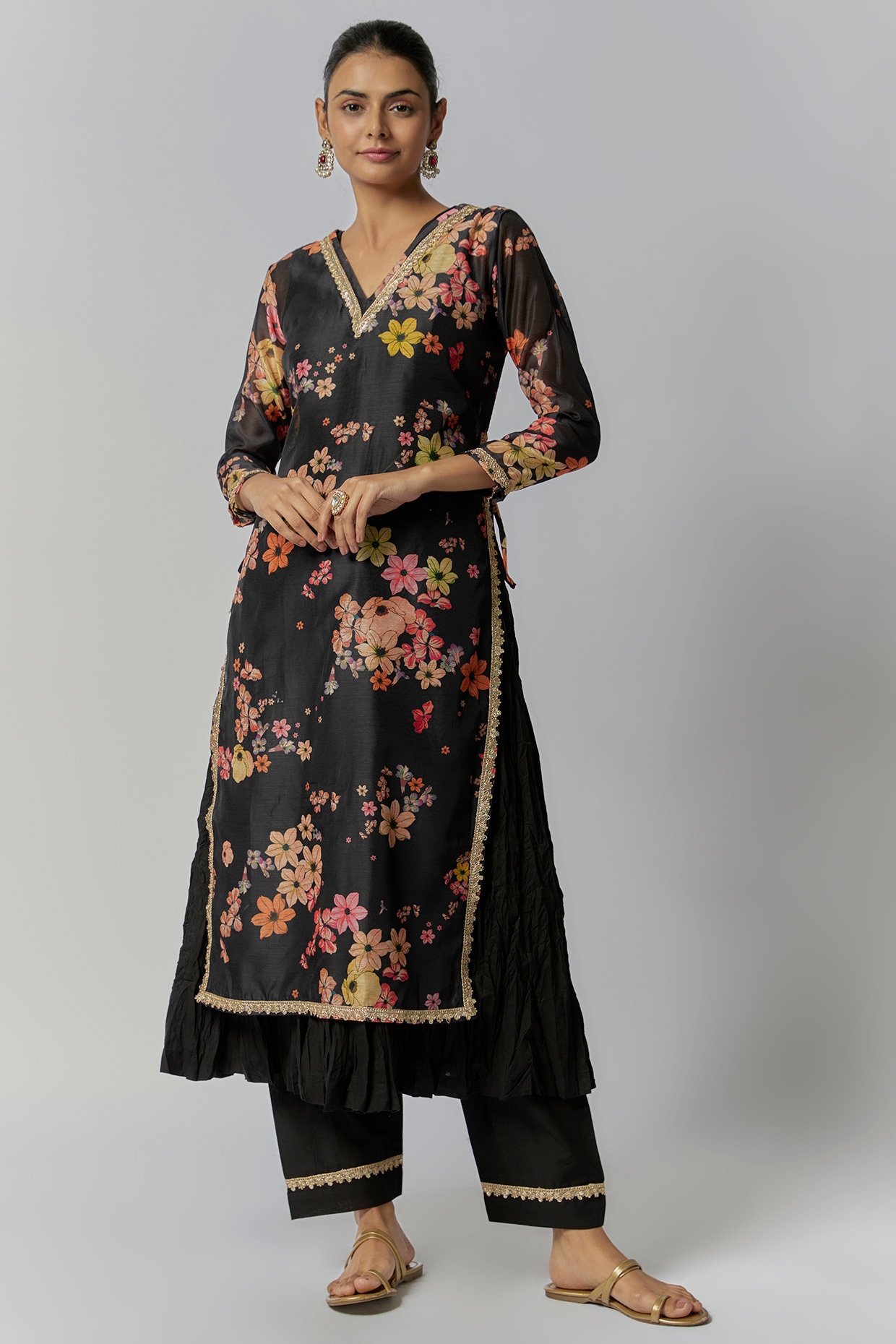 Buy RAMBHA Women's Lucknowi Chikankari Viscose Rayon Kurta, V-Neck & 3/4  Sleeve Black Casual wear Kurtis for Womens and Girls Size - M at Amazon.in