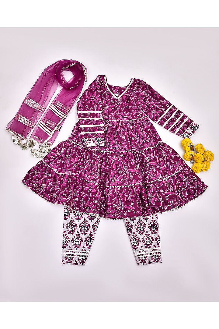 Wine Cotton Floral Printed Kurta Set For Girls by Yuvrani Jaipur Kidswear at Pernia's Pop Up Shop
