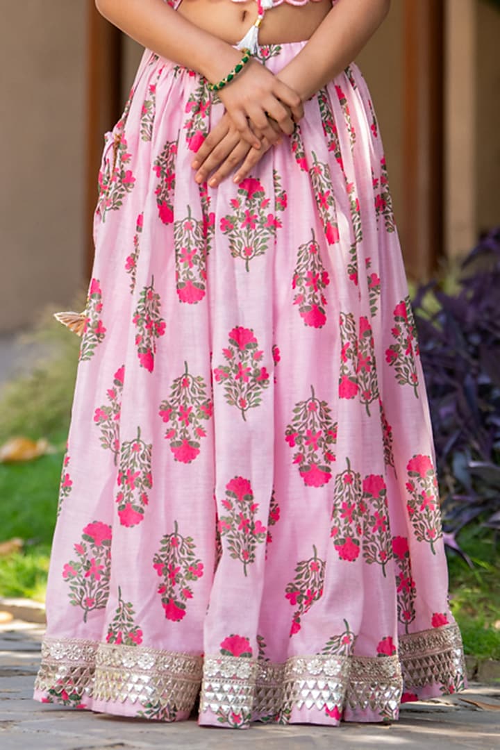 Pink Chanderi Floral Printed Lehenga Set For Girls by Yuvrani Jaipur Kidswear at Pernia's Pop Up Shop
