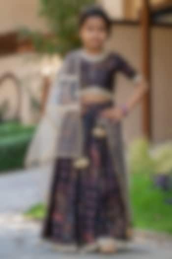 Grey & Black Muslin Floral Printed Lehenga Set For Girls by Yuvrani Jaipur Kidswear at Pernia's Pop Up Shop