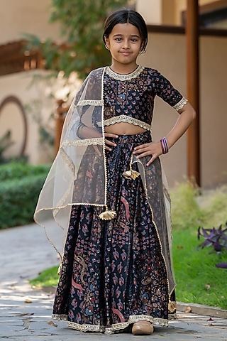 Grey & Black Muslin Floral Printed Lehenga Set For Girls by Yuvrani Jaipur Kidswear