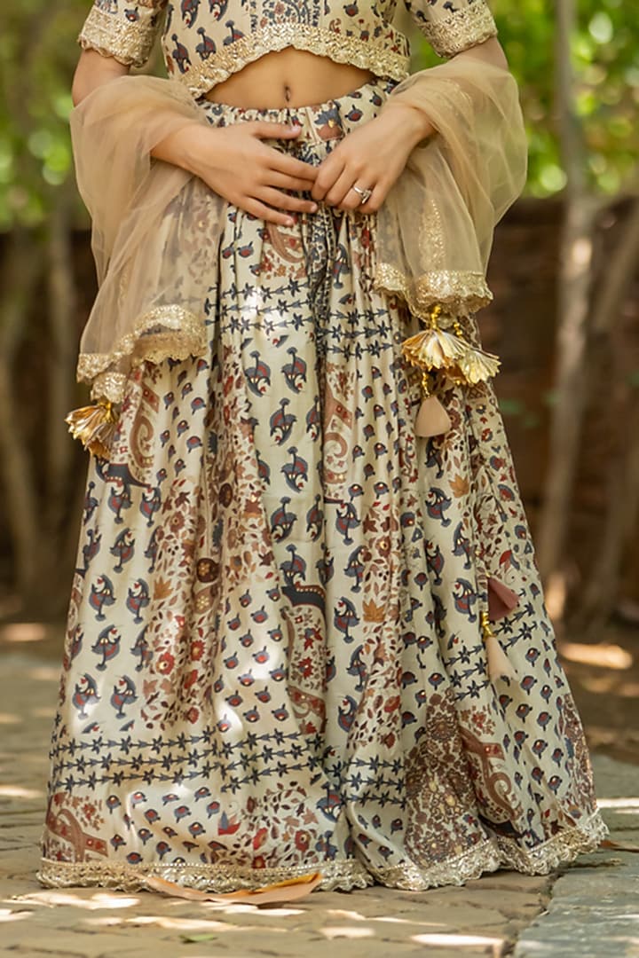 Grey Muslin Floral Printed Lehenga Set For Girls by Yuvrani Jaipur Kidswear at Pernia's Pop Up Shop