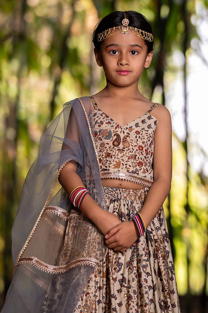 Grey Muslin Floral Printed Lehenga Set For Girls by Yuvrani Jaipur Kidswear at Pernia's Pop Up Shop