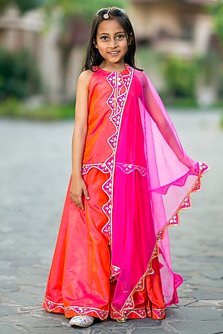 Neon Pink Silk Hand Embroidered Lehenga Set For Girls by Yuvrani Jaipur Kidswear