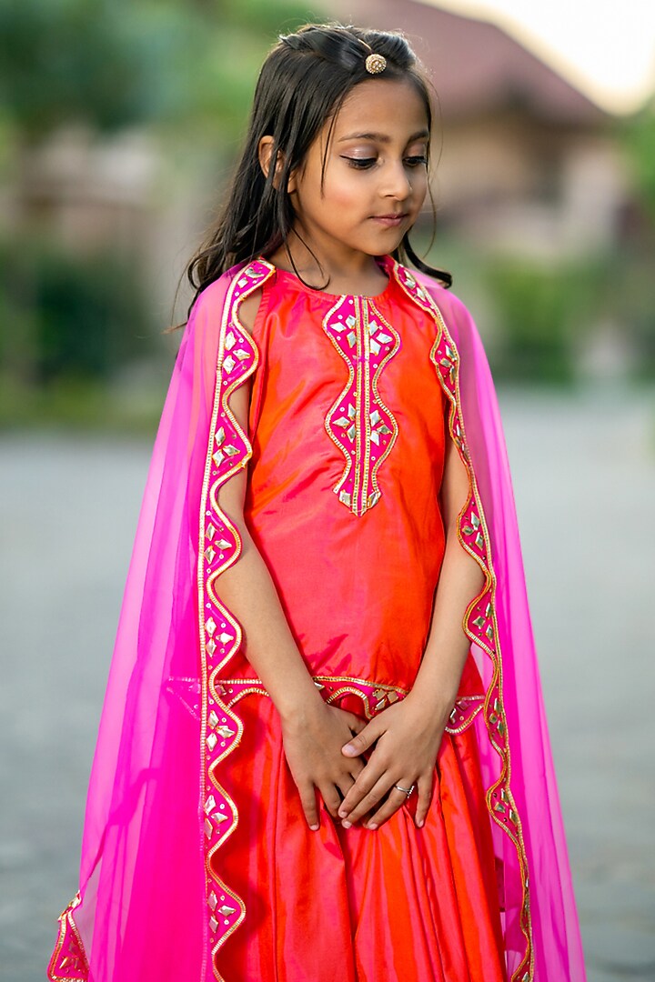 Neon Pink Silk Hand Embroidered Lehenga Set For Girls by Yuvrani Jaipur Kidswear at Pernia's Pop Up Shop