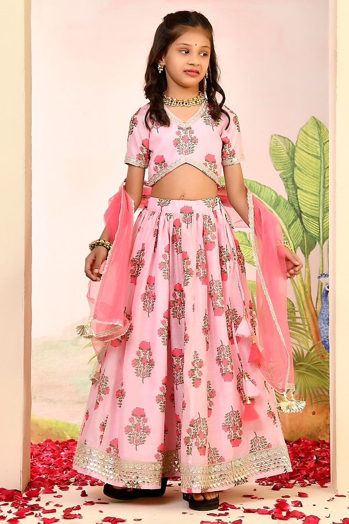 Blush Pink Chanderi Floral Printed Lehenga Set for Girls by Yuvrani Jaipur Kidswear at Pernia's Pop Up Shop