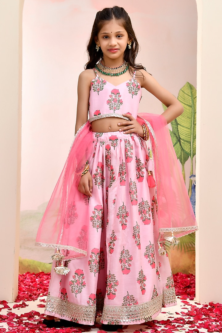 Pink Chanderi Floral Lehenga Set for Girls by Yuvrani Jaipur Kidswear at Pernia's Pop Up Shop